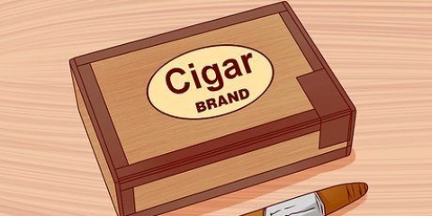 Een sigaar aansteken