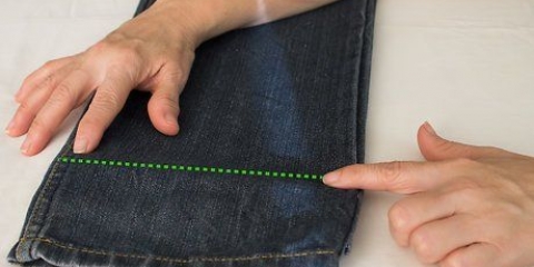 Om 'n jeans te omsoom