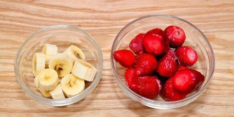 Maak 'n vrugte-jogurt-smoothie