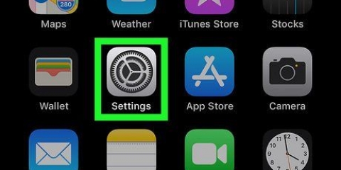 Hoe om die google maps-kompas op iphone of ipad te kalibreer