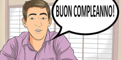 Gelukkige verjaardag aan iemand in italiaans