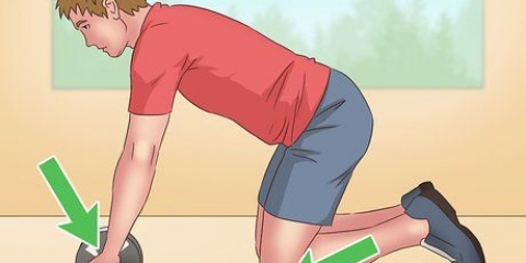 Oefen jou abs met 'n ab-roller