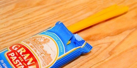 Pasta met alfredosaus uit 'n pot maak