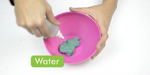 Maak play doh weer sag