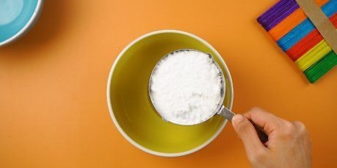 Maak slym met koeksoda