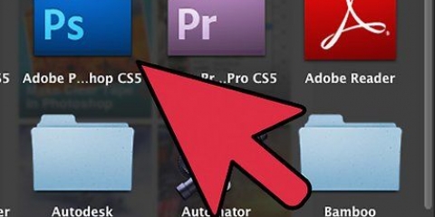Skakel teks om na 'n uiteensetting in photoshop