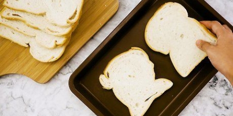 Roosterbrood in die oond gemaak