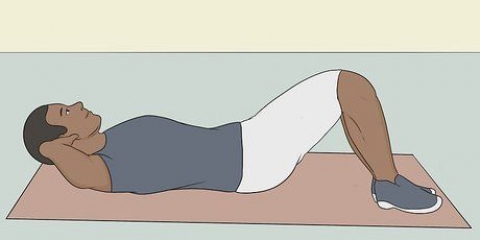 Doen side crunches