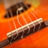 Vervang die snare op 'n klassieke kitaar