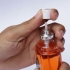 Hervul 'n reisbottel met parfuum