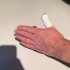 Sit 'n verband om jou duim